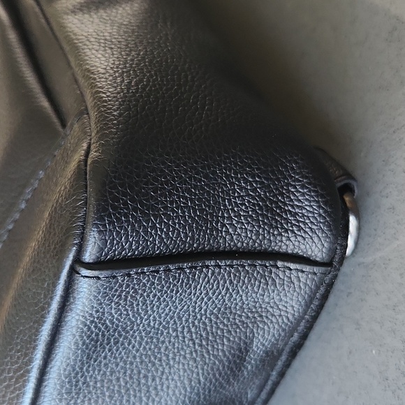 Coach Houston Navy Black Sling Backpack Leather Unisex Varsity Stripe Unisex NWT - Picture 12 of 17